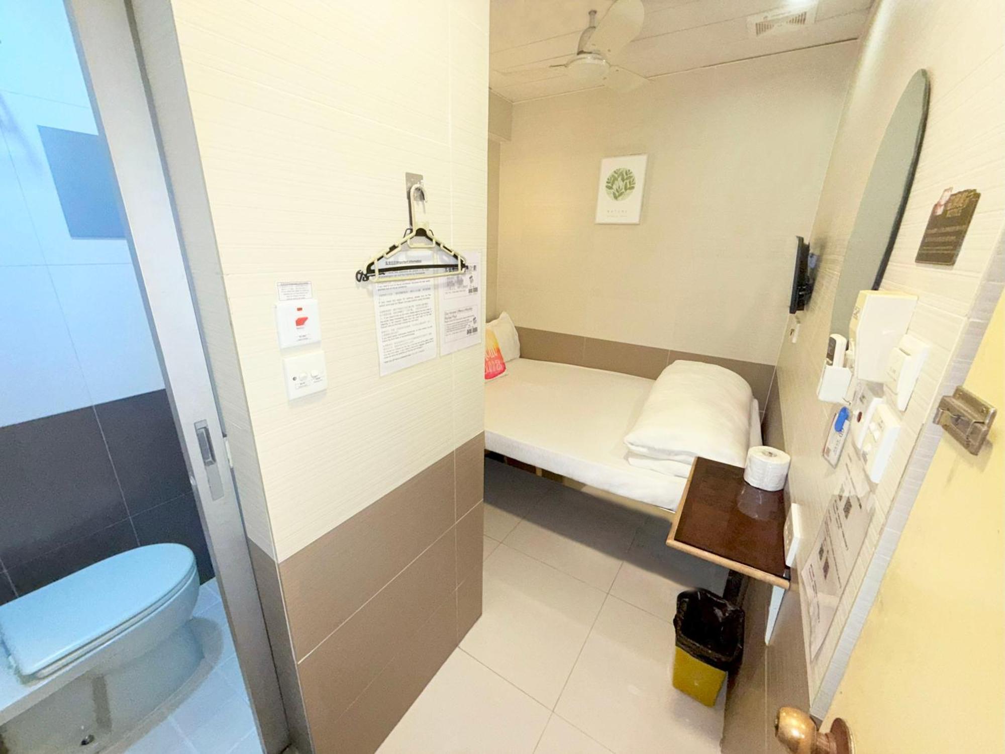 Apple Hostel Hong Kong Bagian luar foto